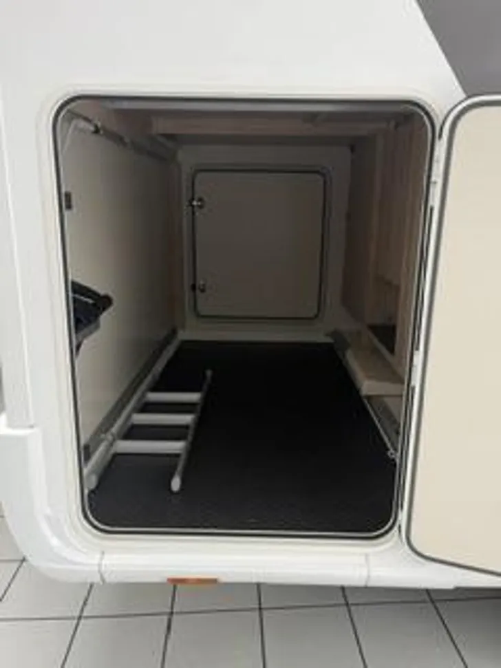 Fahrzeugbild Eura Mobil Profila T 696 EB Mercedes-Benz - Autom. - 170 PS #21