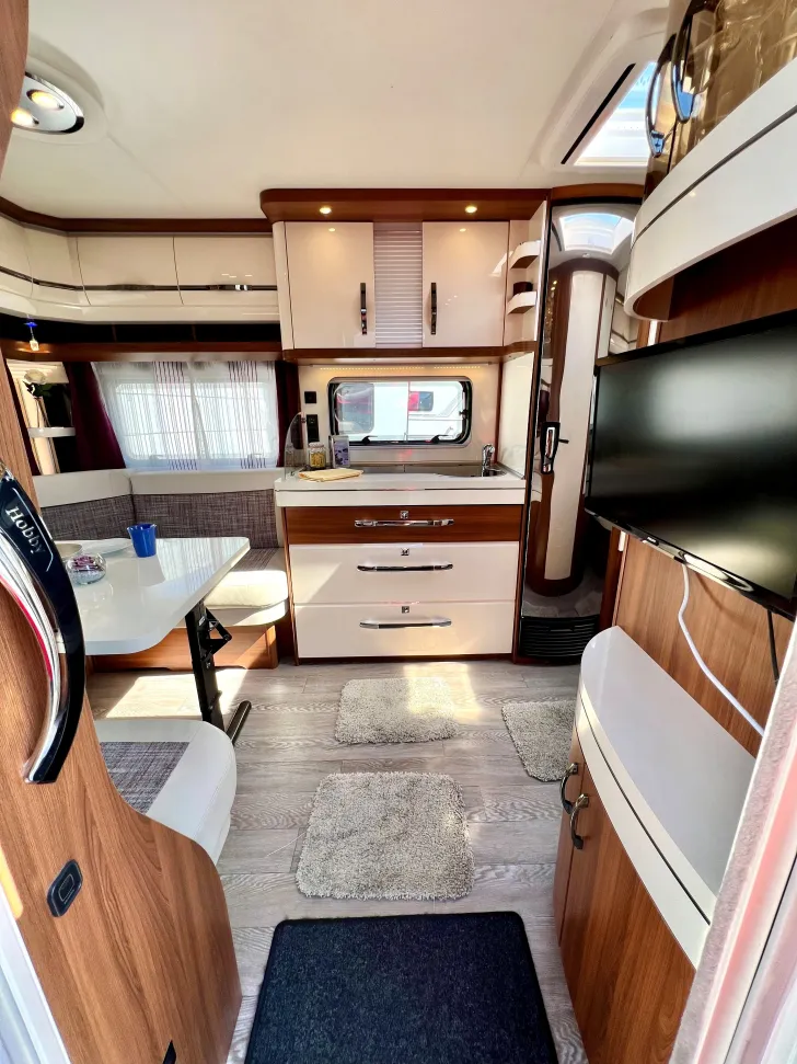 Fahrzeugbild Hobby Excellent 540 mit Querbett SONDERMODELL #5