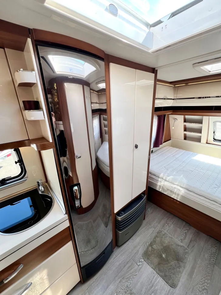 Fahrzeugbild Hobby Excellent 540 mit Querbett SONDERMODELL #13