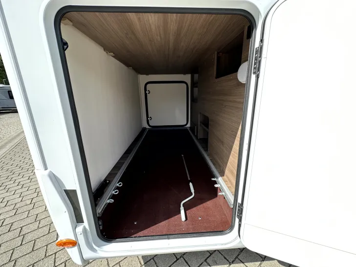 Fahrzeugbild Carado T338 ED26 *Hubbett*Trail-Paket* #10