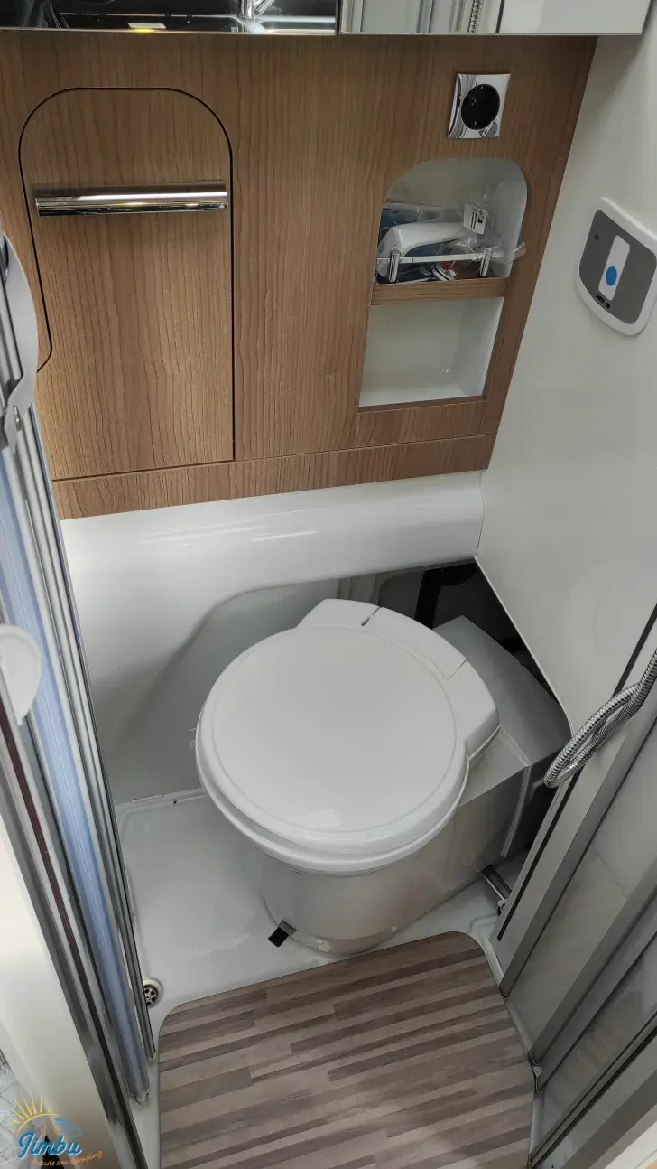 Fahrzeugbild Malibu Van Compact 540 DB #12