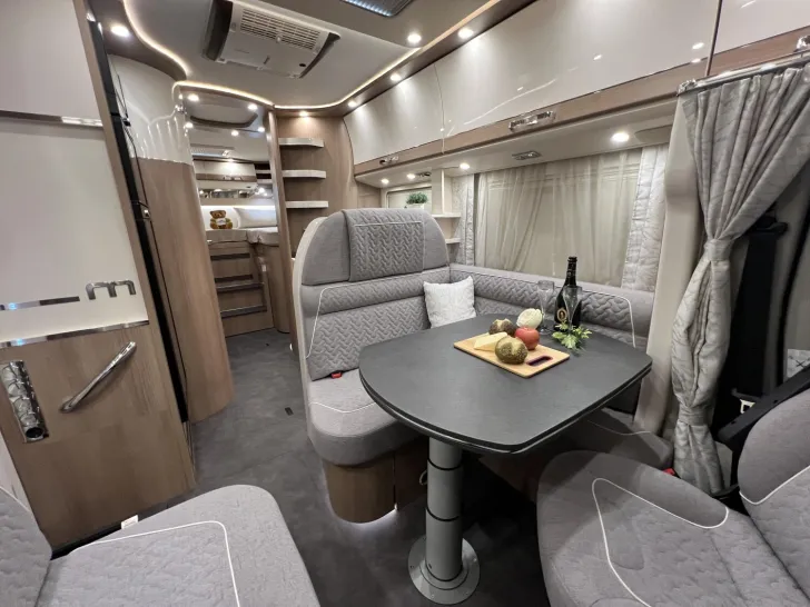 Fahrzeugbild Malibu T 490 LE (549) #15