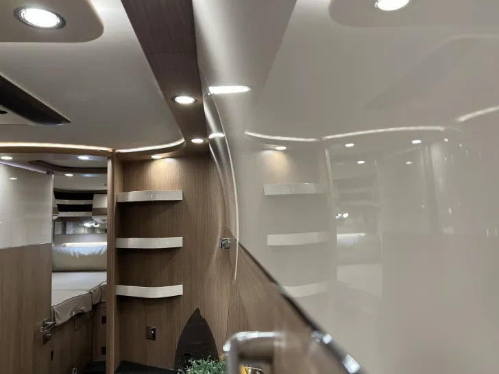 Fahrzeugbild Malibu T 490 LE (549) #16