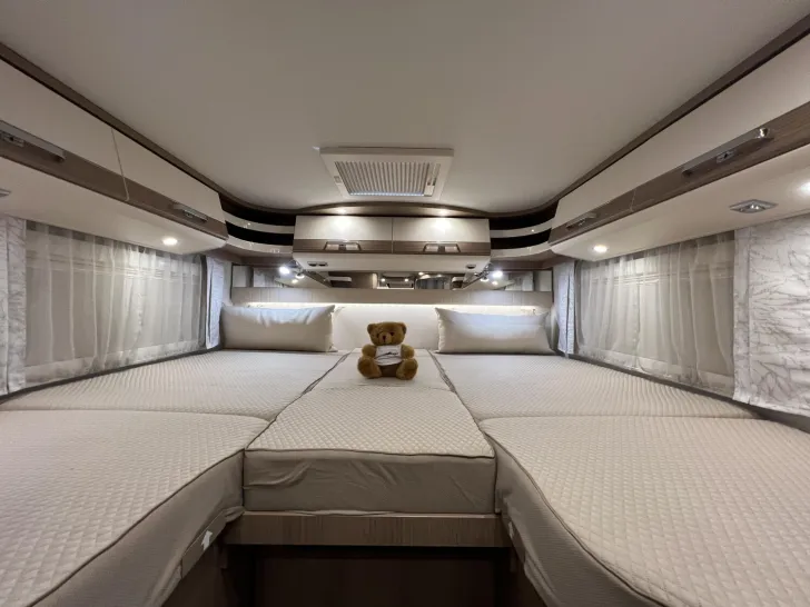 Fahrzeugbild Malibu T 490 LE (549) #26