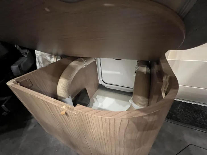 Fahrzeugbild Malibu T 490 LE (549) #33