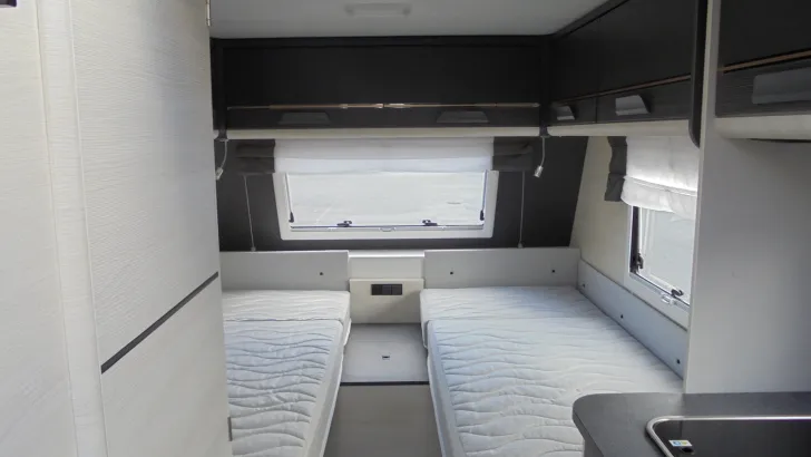 Fahrzeugbild Sterckeman Evolution 492 LJ #9