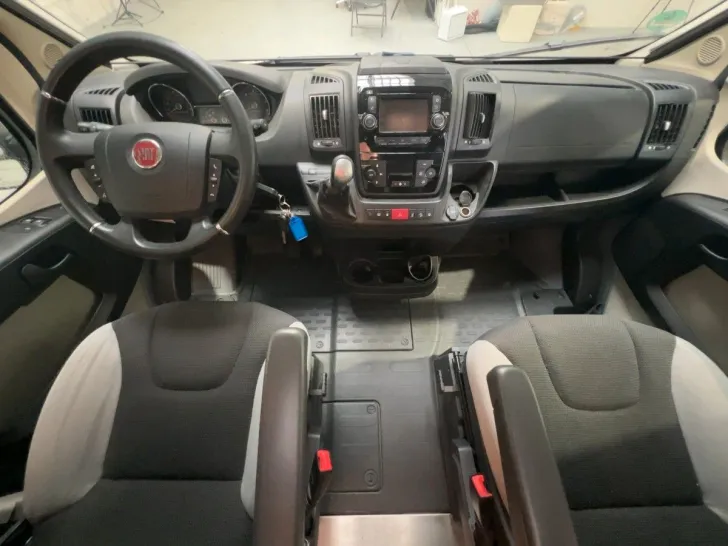 Fahrzeugbild Westfalia Columbus 600 D /Automatik/Festbett/FINANZIERUNG #7