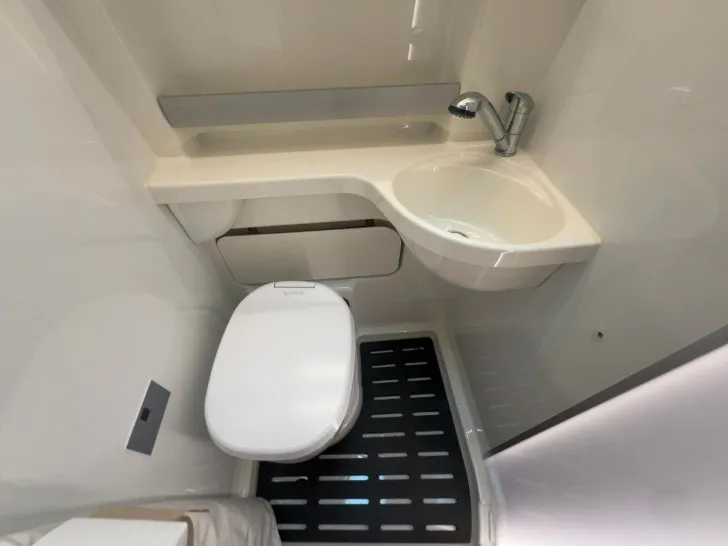 Fahrzeugbild Westfalia Columbus 600 D /Automatik/Festbett/FINANZIERUNG #15