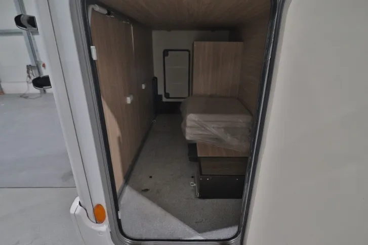 Fahrzeugbild Bürstner Travel Van T 590 /Festbett/Garage/ FINANZIERUNG #6
