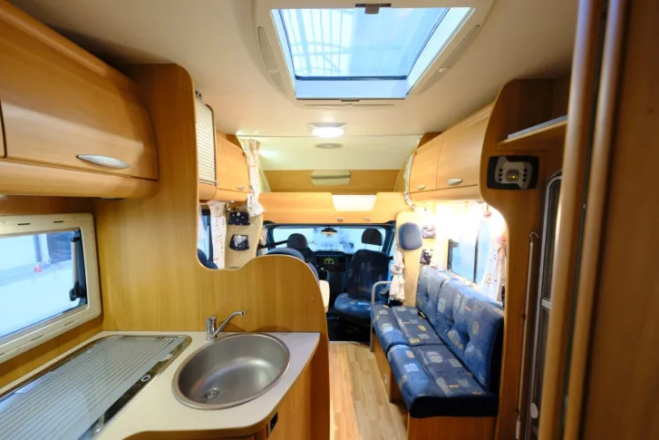 Fahrzeugbild Chausson Welcome 28 G/Festbett/Garage/Klimaanlage/Markise #10
