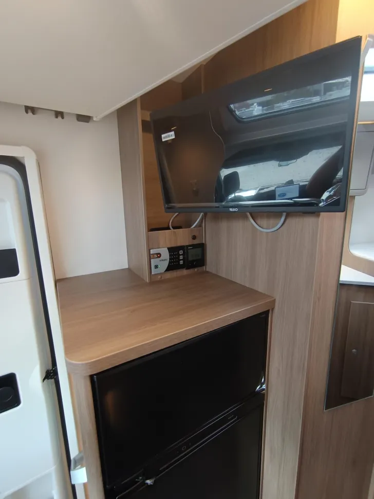 Fahrzeugbild Carado Edition26 T Ford 338 H SALE:spar bis zu 9000 EUR #20