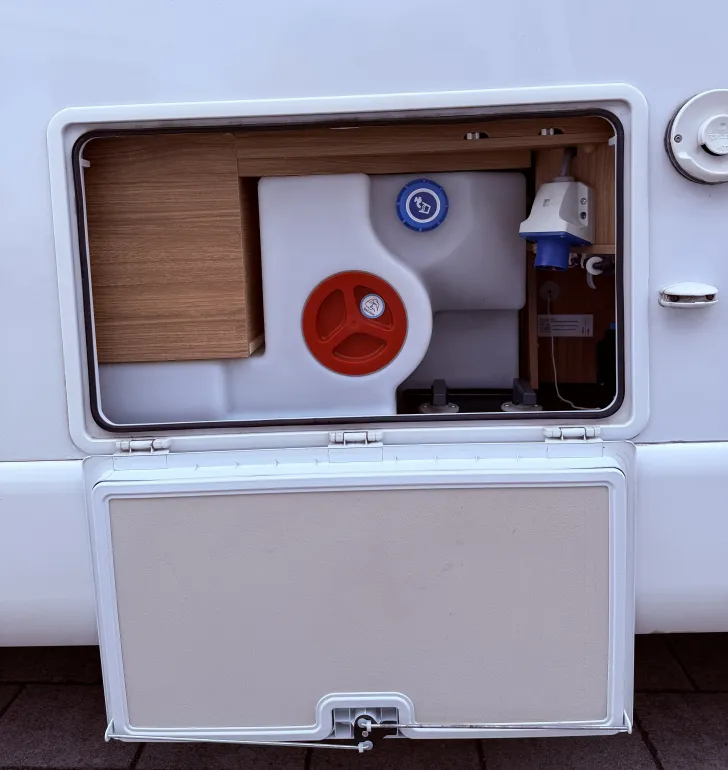 Fahrzeugbild Weinsberg CaraCompact 600 MF EDITION [PEPPER] AHK, Dachklima, Solaranlage #18