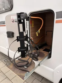 Fahrzeugbild Weinsberg CaraCompact 600 MF EDITION [PEPPER] AHK, Dachklima, Solaranlage #17