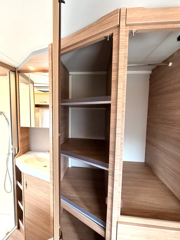 Fahrzeugbild Weinsberg CaraCompact 600 MF EDITION [PEPPER] AHK, Dachklima, Solaranlage #13