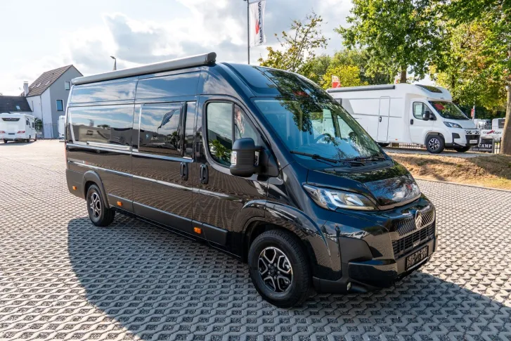 Fahrzeugbild LMC Innovan Pure 640 *2027*Automatik*Einzelbetten* #2