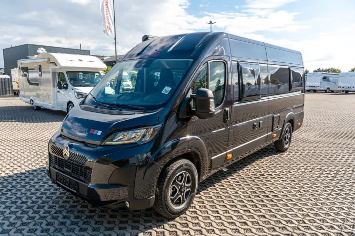 Fahrzeugbild LMC Innovan Pure 640 *2027*Automatik*Einzelbetten* #3