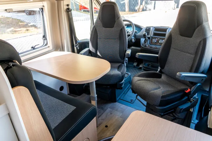 Fahrzeugbild LMC Innovan Pure 640 *2027*Automatik*Einzelbetten* #11