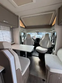 Fahrzeugbild Carado T 328 #14