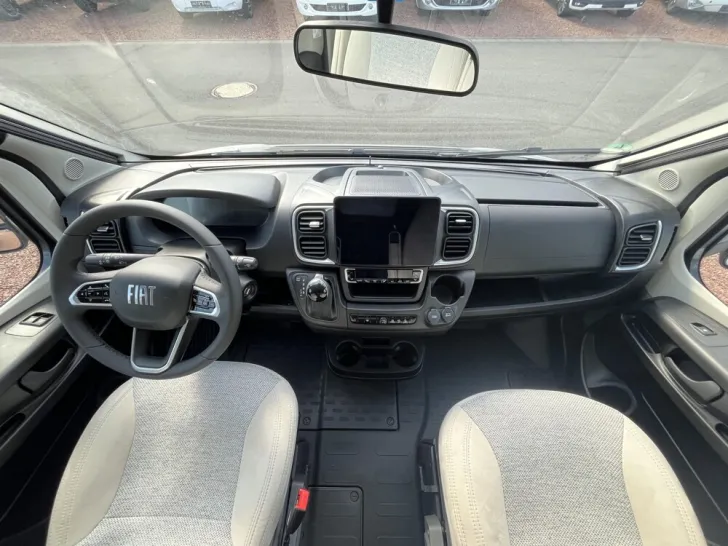 Fahrzeugbild Carado T 328 #15