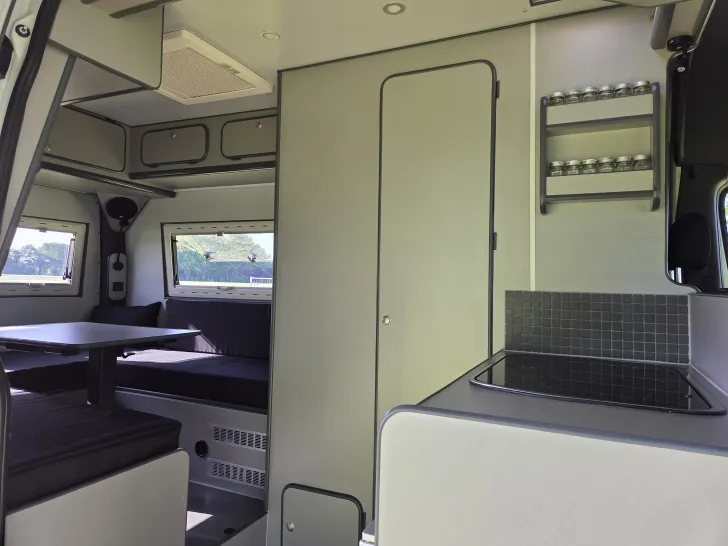 Grundriss Tag Sonstige Kastenwagen autark, sofort reisefertig, se