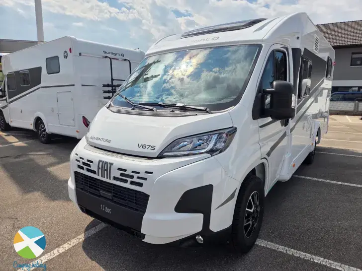 Frontal Hinten Sunlight V 67S ADVENTURE EDITION