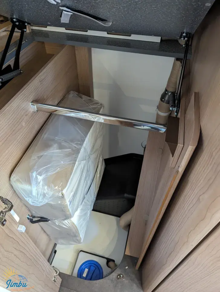Fahrzeugbild Malibu I 430 LE 2105 - 580, Schalter #28