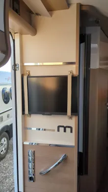 Fahrzeugbild Malibu T 460 LE #18