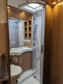 Fahrzeugbild Malibu T 430 LE #23
