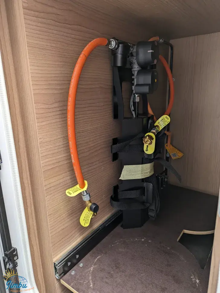 Fahrzeugbild Malibu T 430 LE #35