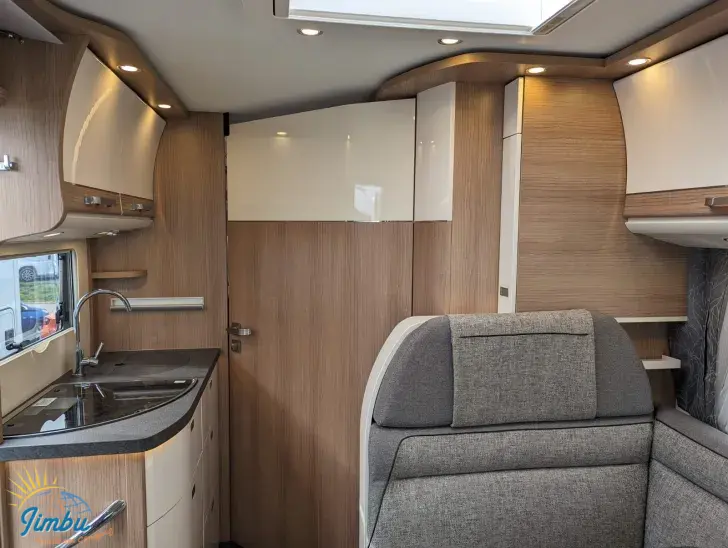 Fahrzeugbild Malibu I 430 LE 2113 - 581, Schalter #10