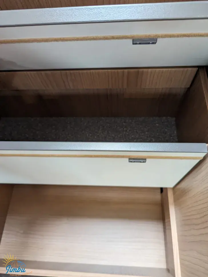 Fahrzeugbild Malibu I 430 LE 2113 - 581, Schalter #30