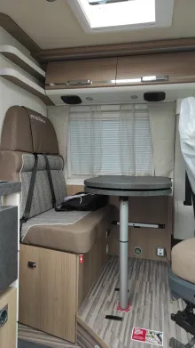 Fahrzeugbild Malibu Van Comfort 640 LE charming coupé #5