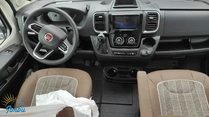 Fahrzeugbild Malibu Van Comfort 640 LE charming coupé #9