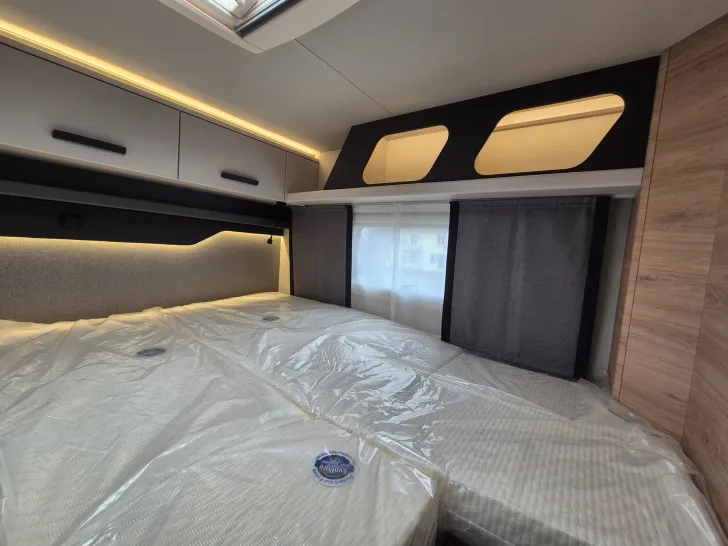 Fahrzeugbild Knaus L!VE / LIVE Wave 650 MEG *Black-Selection* #38