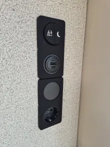 Fahrzeugbild Bürstner Signature SFT 7.0 AHK*3,5t 4 Sitze #24