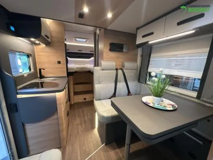 Fahrzeugbild Knaus LIVE WAVE 650 MEG BLACK SELECTION Modell 2026 / Rahmenfenster #10