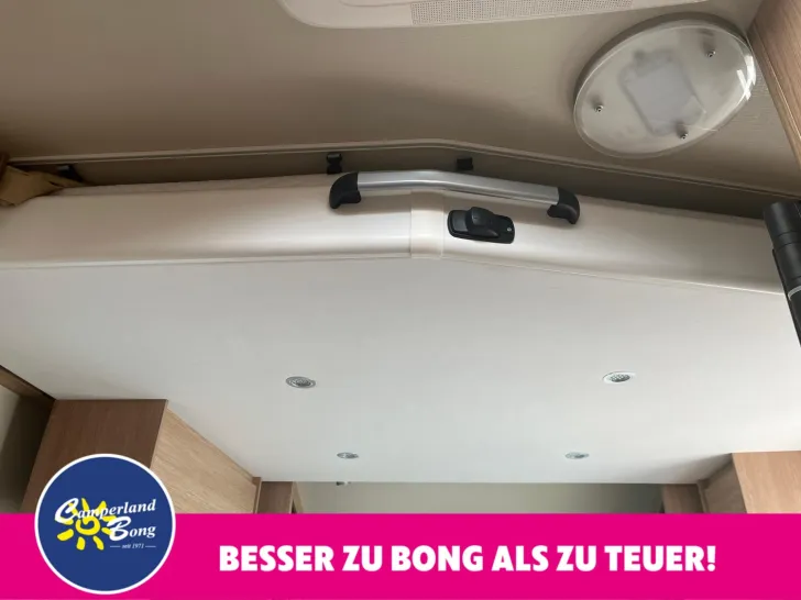 Fahrzeugbild Sunlight T 69 S #28