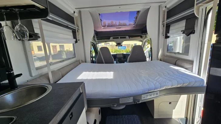 Fahrzeugbild Ford Transit Challenger 250 Graphite P #7