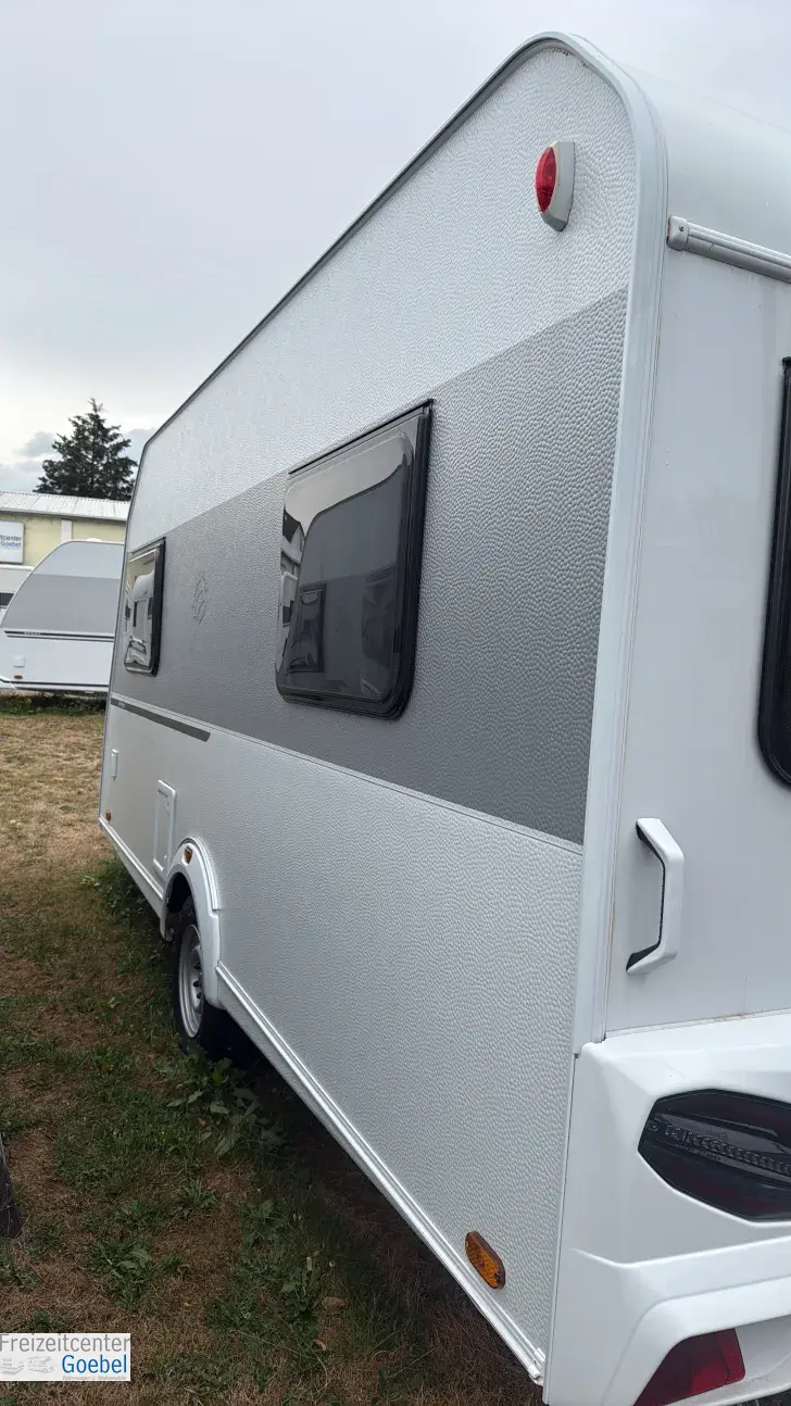 Schräg Hinten Knaus Sport 420 QD
