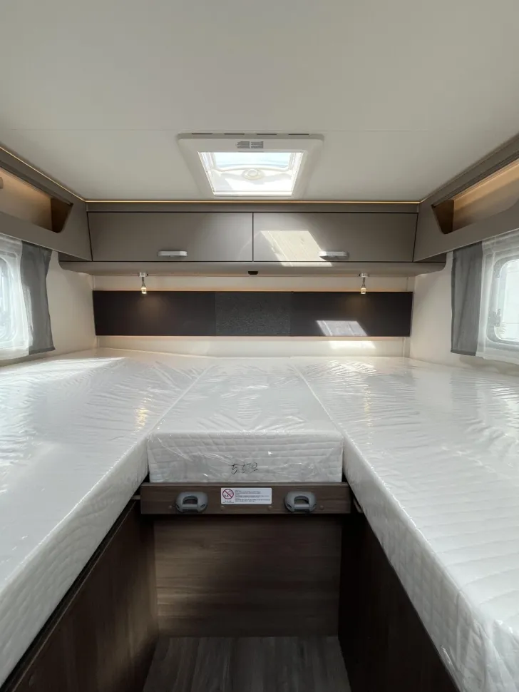 Fahrzeugbild Carado T 328 #10