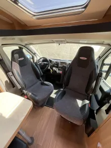Fahrzeugbild LMC Breezer Passion V 643 G #7