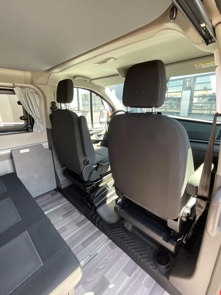 Fahrzeugbild Ford Nugget Plus #2