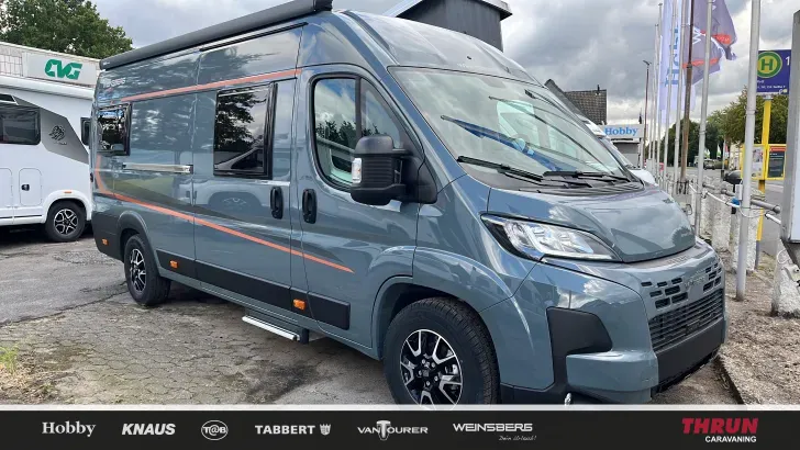 Schräg Vorne Weinsberg CaraBus EDITION FIRE 630 ME Sondermodell*Markise*