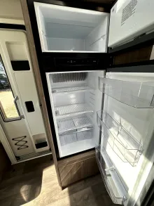 Fahrzeugbild Carado T457 pro+ *elektr. Bremse*140PS*Automatik* #18