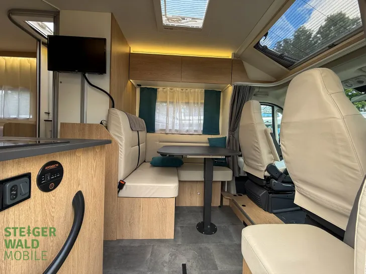 Fahrzeugbild Joa Camp 70 T*2xSolar*Lithium*Wechselr.*SAT+TV*Klima*Uvm. #11