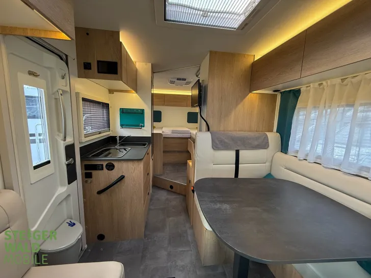 Fahrzeugbild Joa Camp 70 T*2xSolar*Lithium*Wechselr.*SAT+TV*Klima*Uvm. #16