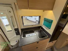 Fahrzeugbild Joa Camp 70 T*2xSolar*Lithium*Wechselr.*SAT+TV*Klima*Uvm. #18