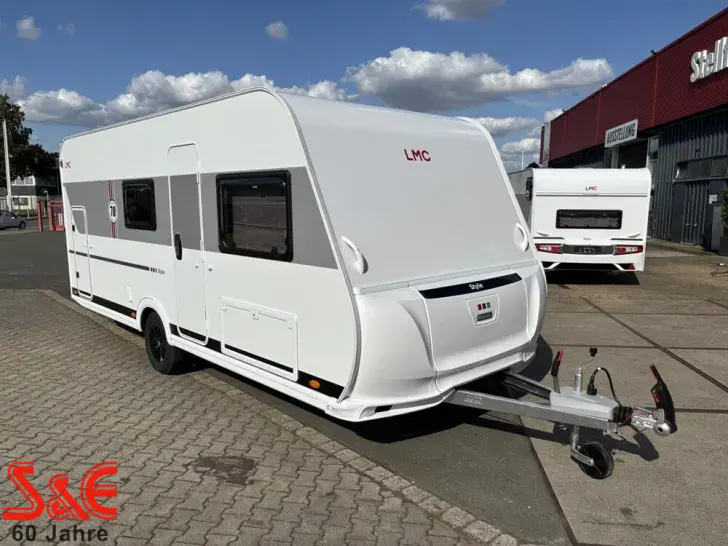 Fahrzeugbild LMC Style 490 K #2