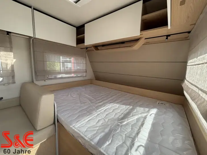 Fahrzeugbild LMC Style 490 K #19
