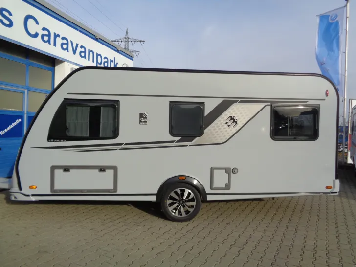 Fahrzeugbild Knaus Südwind 460 EU Black Selection Gas-Variante #5